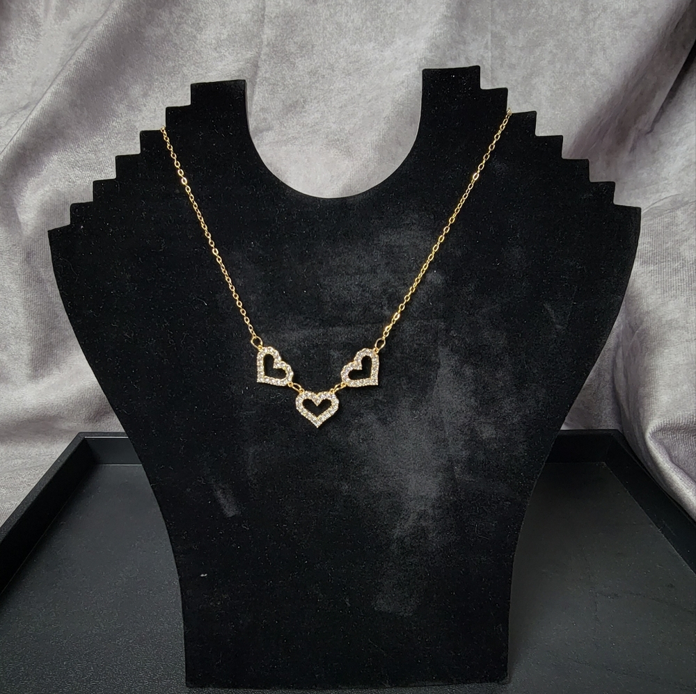 3 heart necklace